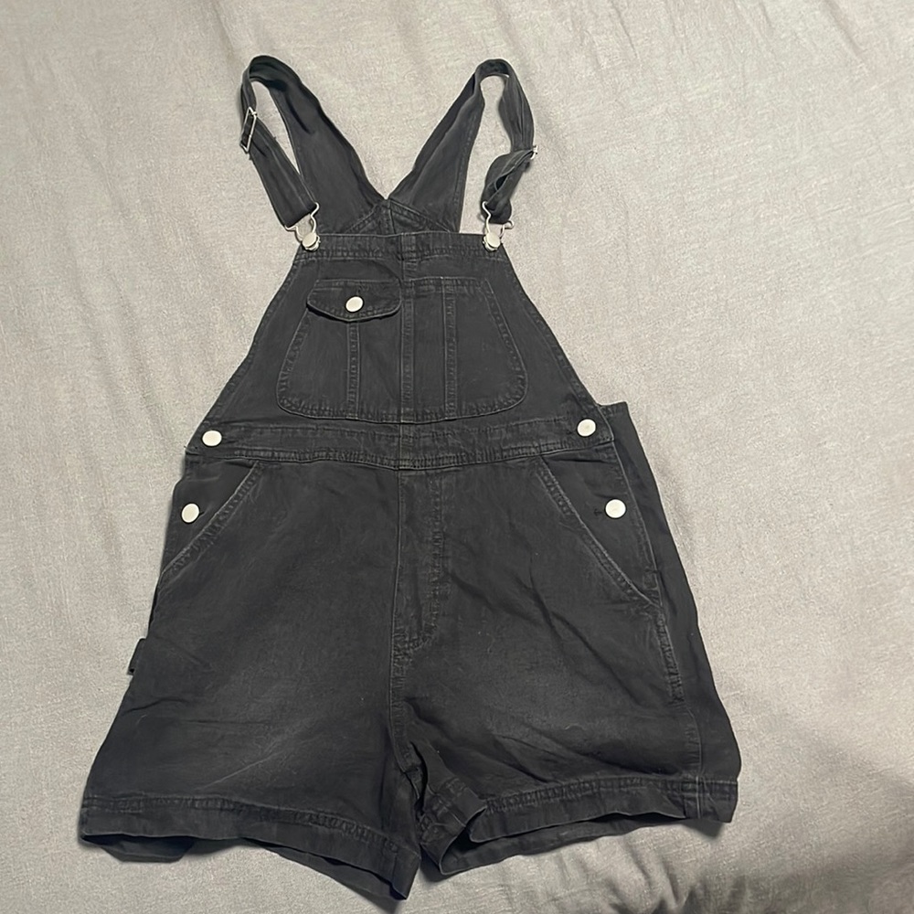 Black shirt overalls - perfect condition, hardly worn